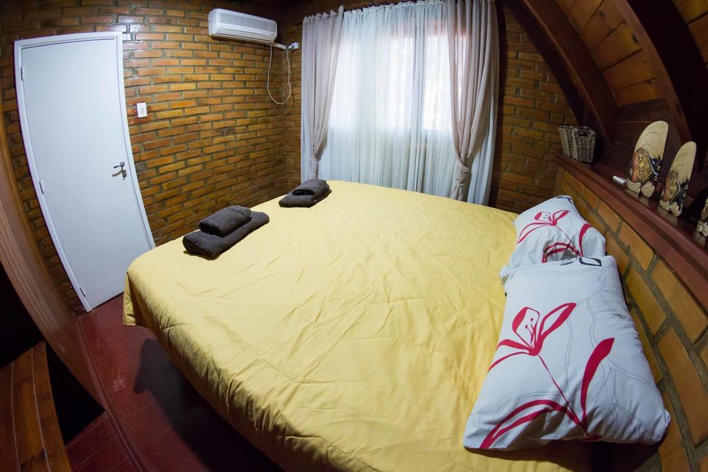 Yaguarete Lodge Puerto Iguazú Szoba fotó